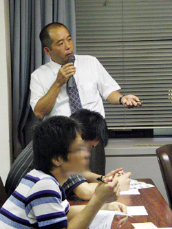 ラオスで6年活動を続ける、駐在員の岡山 ラオスで6年活動を続ける、駐在員の岡山