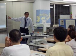 被災直後の現地の様子を語る大西清人 被災直後の現地の様子を語る大西清人