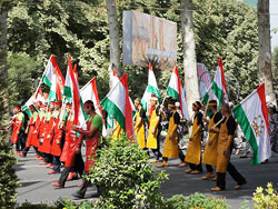 blog1111_786_2parade.jpg