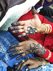 blog1304_1130_2henna.jpg