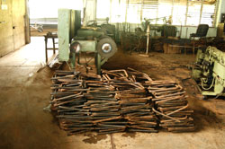 車イス工房では資材が水浸しに 車イス工房では資材が水浸しに