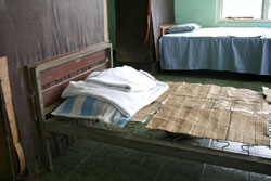 マットレスなしのベッド マットレスなしのベッド