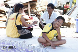 カメラに向かって微笑む姿がかわいらしいファディラくん カメラに向かって微笑む姿がかわいらしいファディラくん
