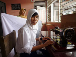 新しいミシンを贈りました 新しいミシンを贈りました