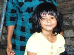 この子たちの生活が、一日も早くもとに戻るように… この子たちの生活が、一日も早くもとに戻るように…