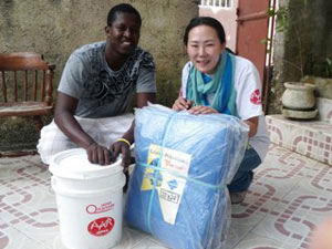 お蔭で配布もスムーズに行うことができました 障害者施設の責任者ジャッキーと