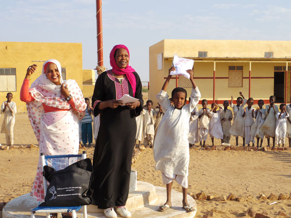 スーダンの子どもとアマエイム